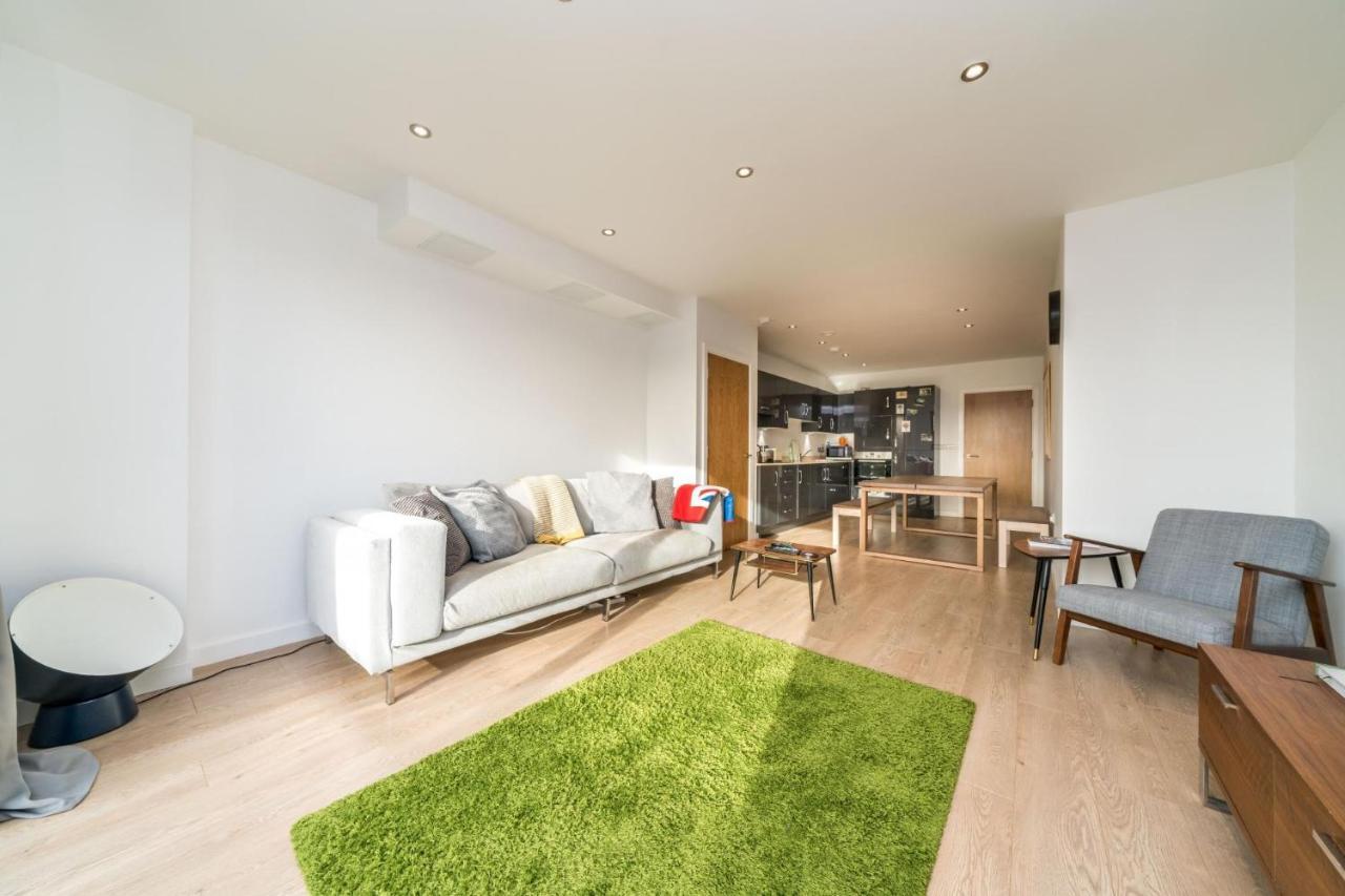 New 2Bd Flat 4Mins To Excel Centre Fast City Links Apartment London Ngoại thất bức ảnh